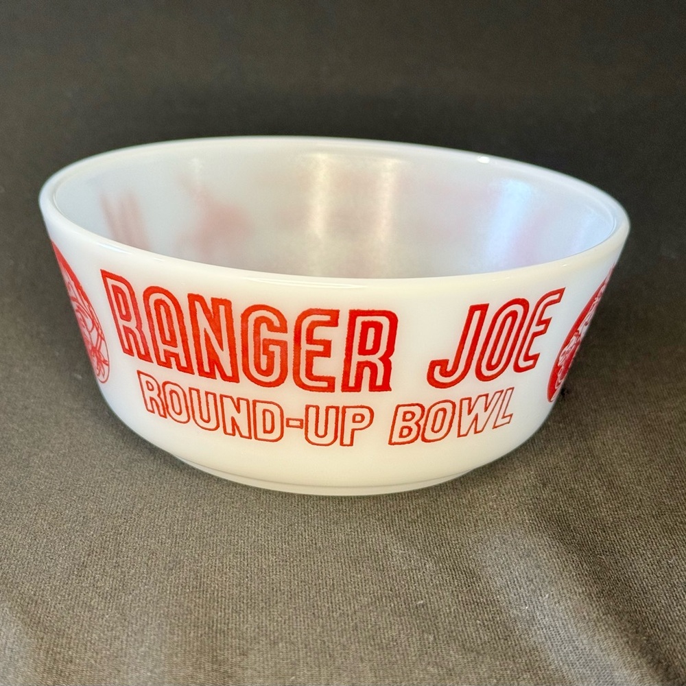Ranger Joe Round-Up, Wheat Honnies Rice Honnies - Milk Glass Bowl